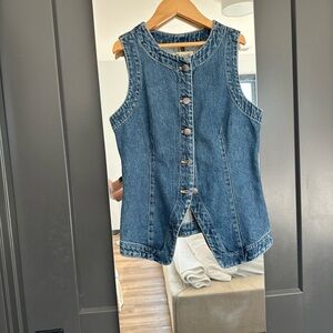 MADEWELL DENIM CREWNECK VEST-SIZE 00, NEVER WORN